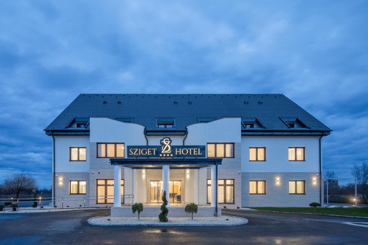 Sziget Hotel 4*