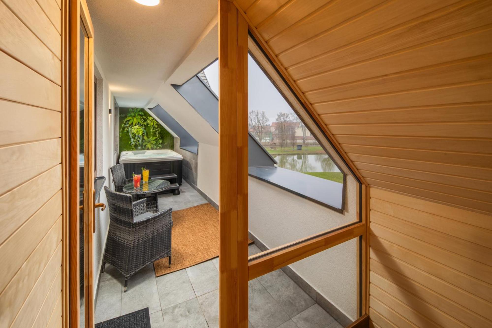 Sziget Hotel